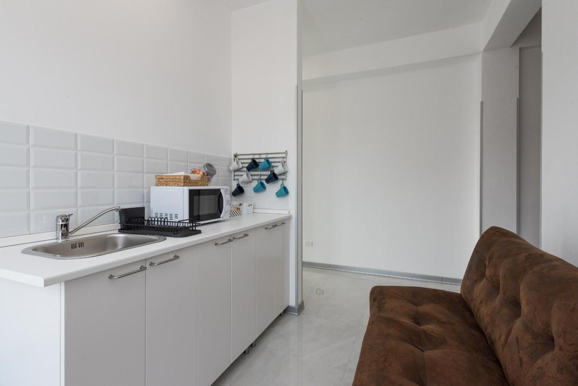 Travelershome Ciampino Airport Guesthouse 600M To Airport Extérieur photo