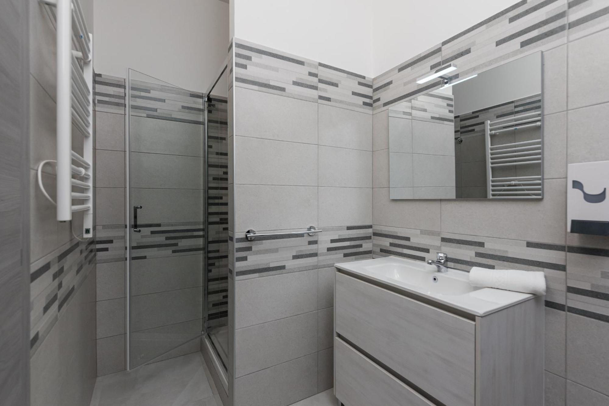 Travelershome Ciampino Airport Guesthouse 600M To Airport Extérieur photo